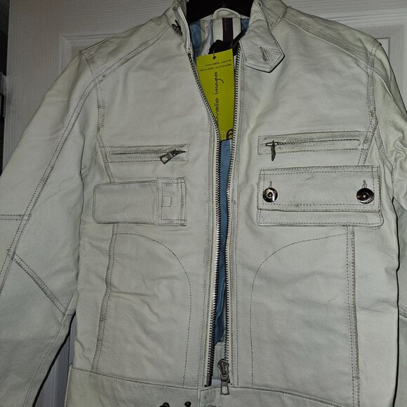 Danier White Genuine Leather Moto Jacket - Size P (Petite/Small) - Picture 2 of 16